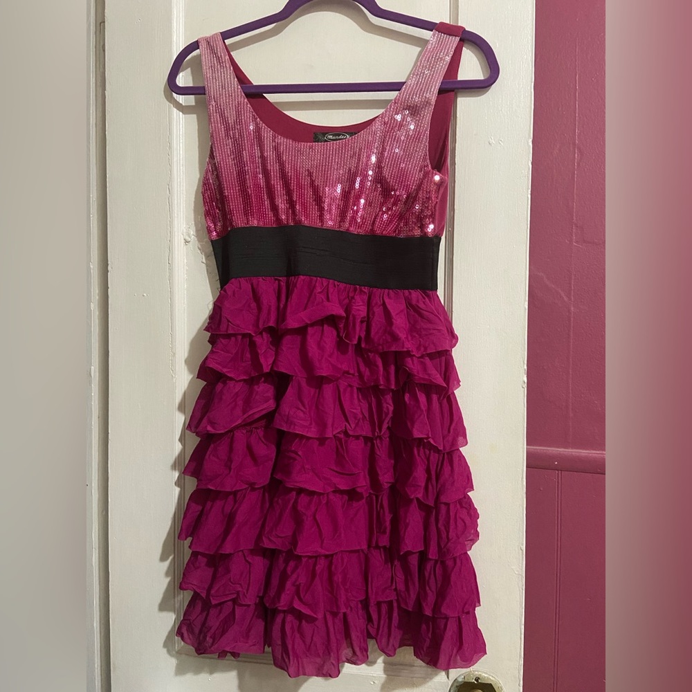 Mandee’s Mini Sequin and Ruffle Dress Size: Large